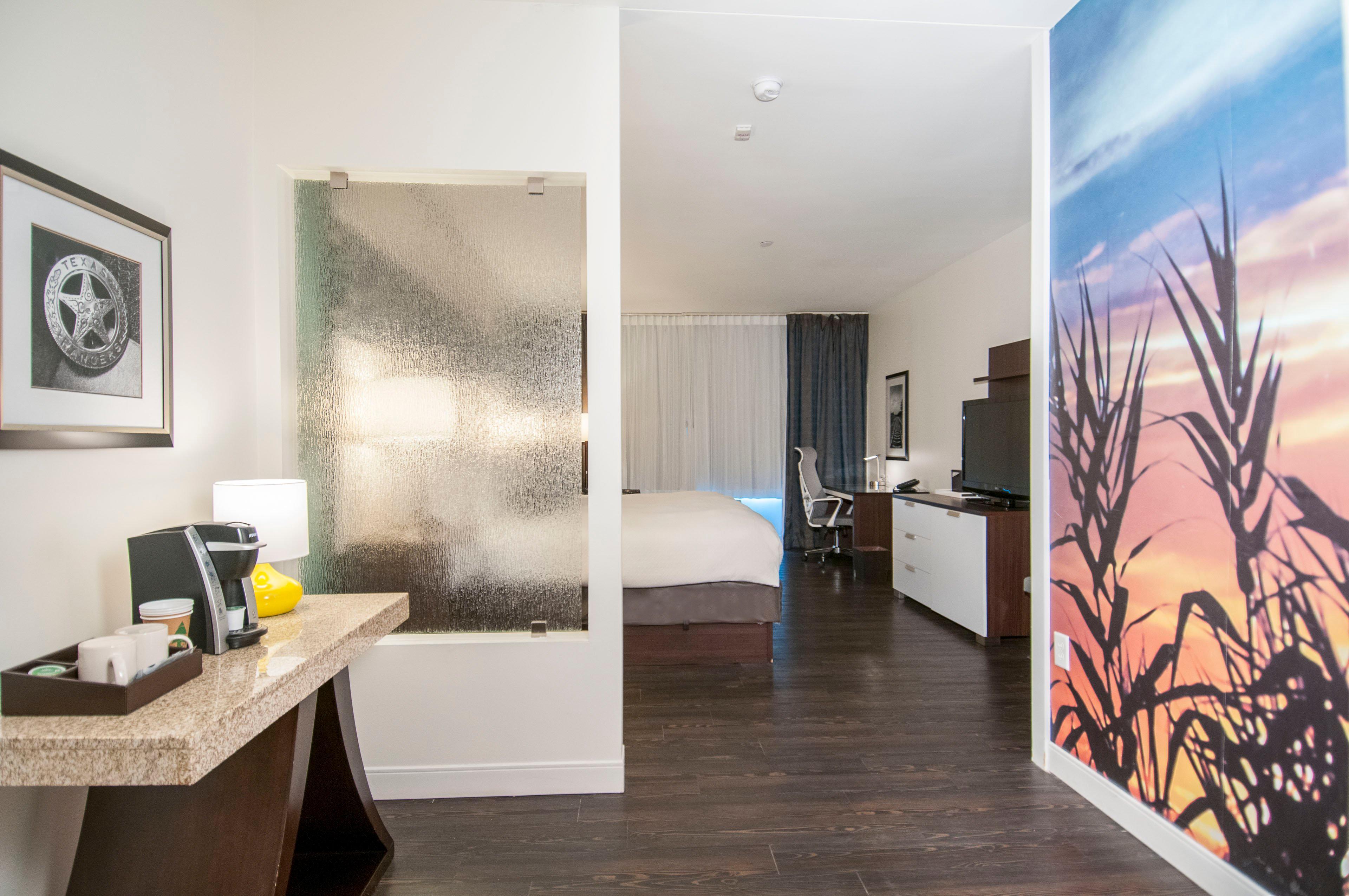 Hotel Indigo Waco By Ihg Экстерьер фото